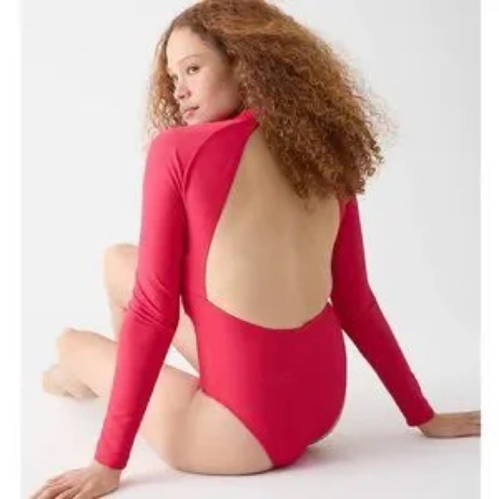 J Crew Sz 8 active ribbed open back one piece.